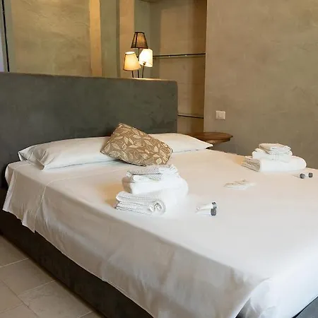 Graffiti Living - Santa Rita - Rooms 4* Corato