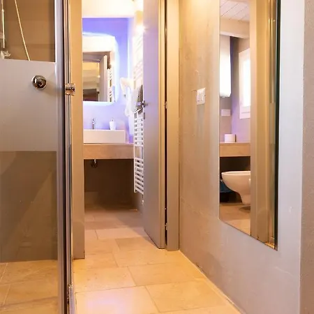 Graffiti Living - Santa Rita - Rooms 4*