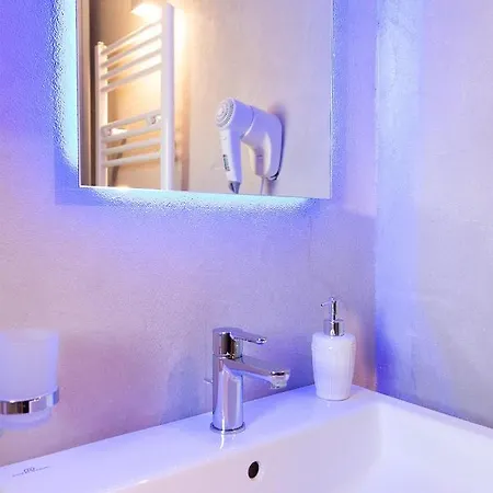 Graffiti Living - Santa Rita - 4*